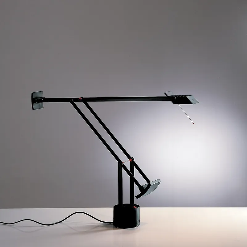 Ausverkauf Tizio 35 von Artemide